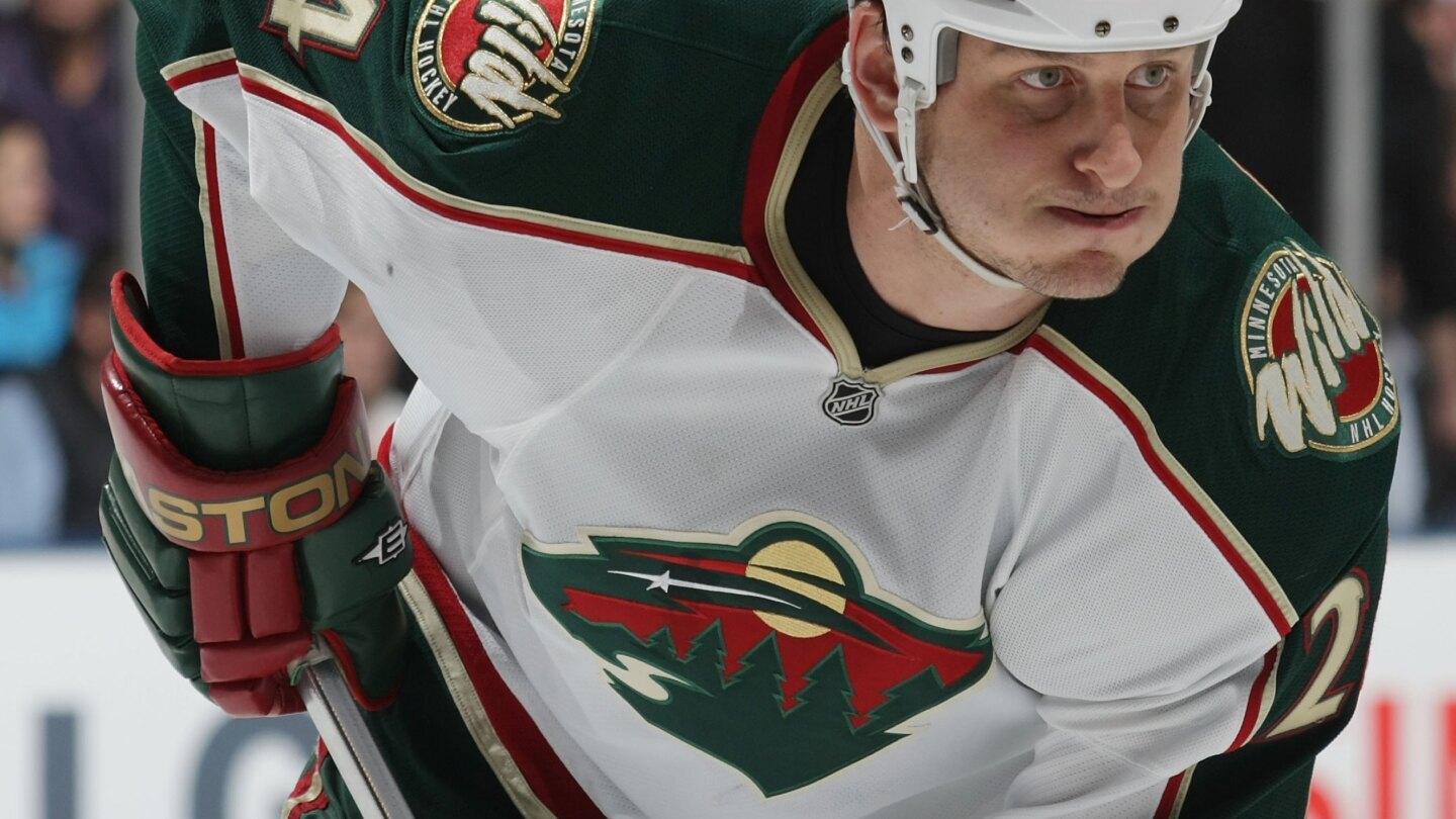 Minnesota wild best sale boogaard jersey
